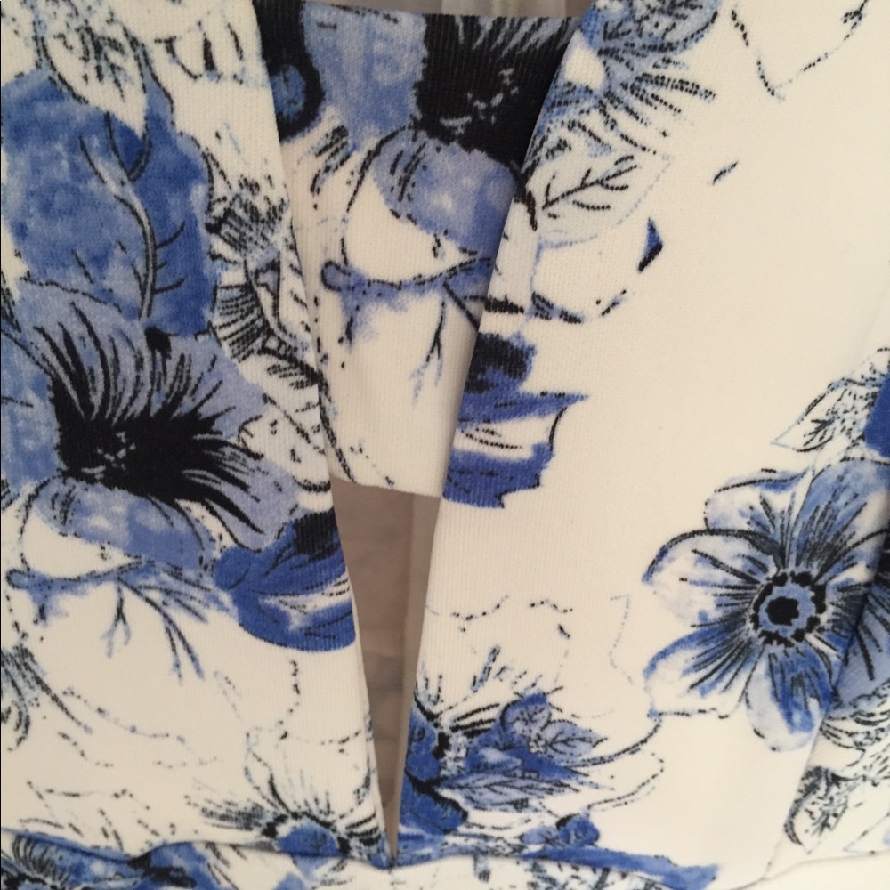 Design Lab Romper - Picture 15 of 16